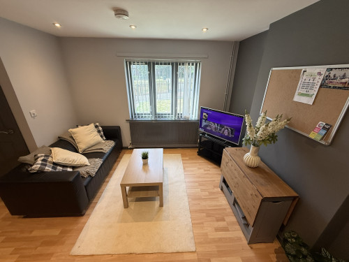 Lounge at 26 Broom Walk